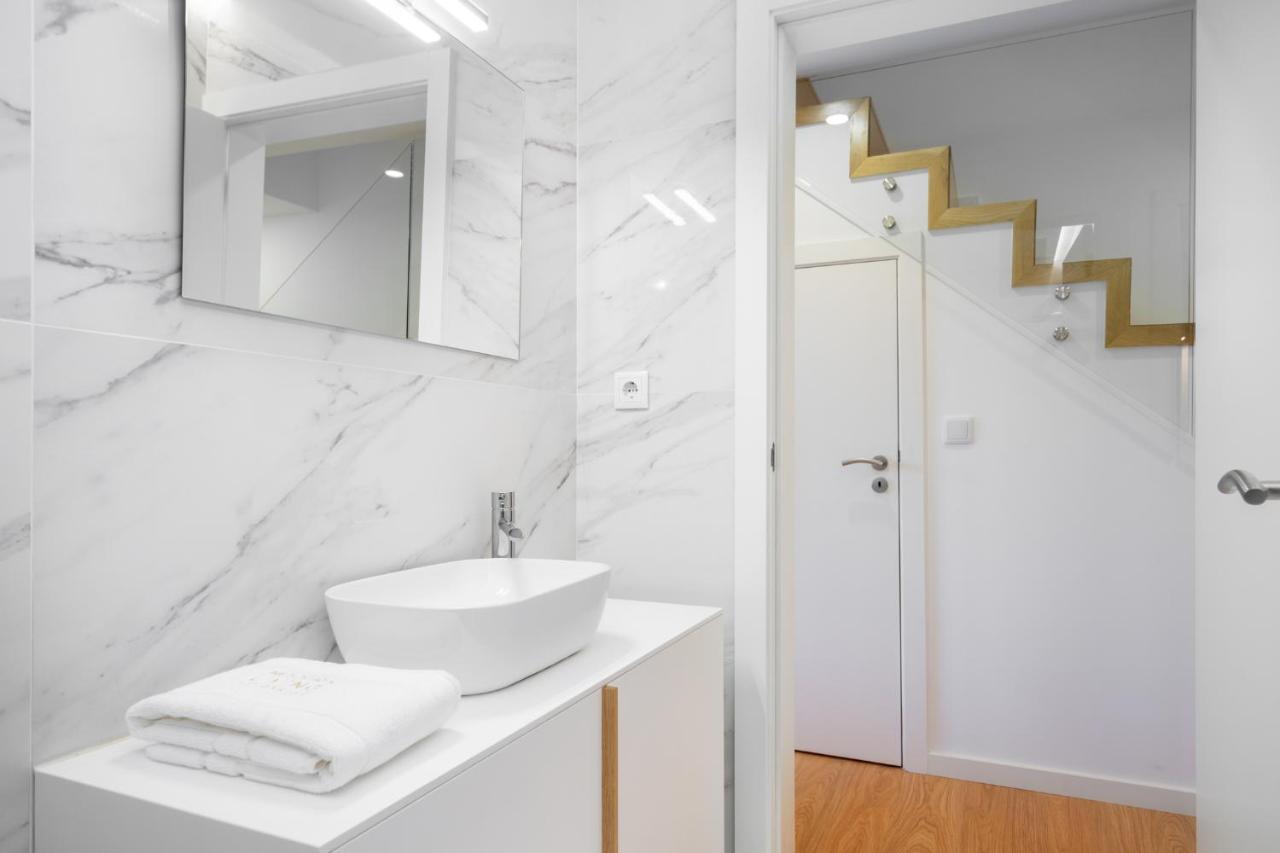 Whome Riverside View Premium Apartment W/ Ac & Terrace Porto Exterior photo